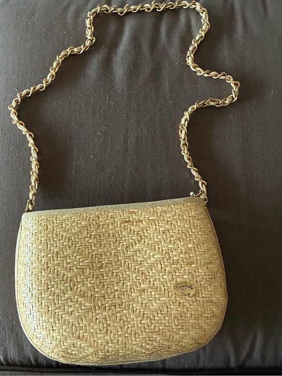 Carabella Handbags - Vintage wicker handbag 1950’s